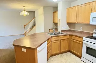 2500 Yellowstone Dr, Hastings, MN 55033 - Photo 5