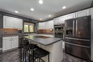 2153 Peregrine Ln, North Mankato, MN 56003 - Photo 11