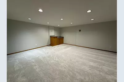 9828 Greenspruce Avenue N, Brooklyn Park, MN 55443 - Photo 17