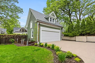 1930 Girard Avenue S, Minneapolis, MN 55403 - Photo 93