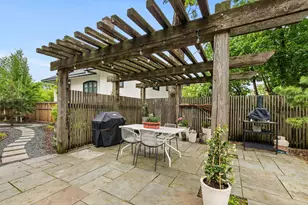 1930 Girard Ave S, Minneapolis, MN 55403 - Photo 89