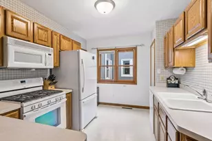 1516 Asbury St, Saint Paul, MN 55108 - Photo 19