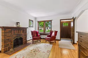 1516 Asbury St, Saint Paul, MN 55108 - Photo 9