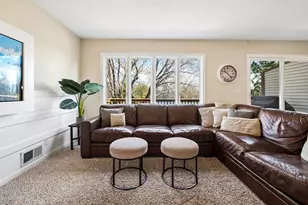 10361 Balsam Ln, Eden Prairie, MN 55347 - Photo 17