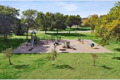 10361 Balsam Lane, Eden Prairie, MN 55347 - Photo 13