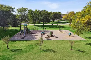 10361 Balsam Ln, Eden Prairie, MN 55347 - Photo 13