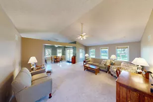 24328 Cardinal Ct, Trempealeau, WI 54661 - Photo 3