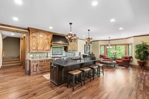 6823 Alpine Trail, Eden Prairie, MN 55346 - Photo 5