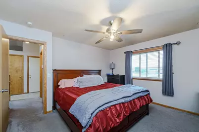 6805 Craig Court, Inver Grove Heights, MN 55076 - Photo 11