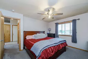 6805 Craig Ct, Inver Grove Heights, MN 55076 - Photo 11