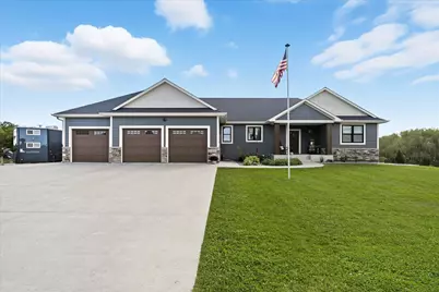 912 14th Street NE, Montgomery, MN 56069 - Photo 1