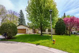 2640 Alvarado Ln N, Plymouth, MN 55447 - Photo 1