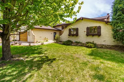2640 Alvarado Lane N, Plymouth, MN 55447 - Photo 3