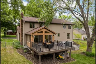 10587 Wellington Ln N, Maple Grove, MN 55369 - Photo 3