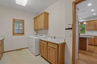 7701 Shenandoah Lane N, Maple Grove, MN 55311 - Photo 23