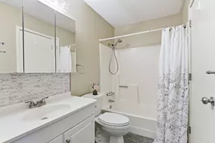 7315 Stewart Dr, Eden Prairie, MN 55346 - Photo 13