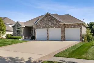 4165 Furnberg Pl S, Fargo, ND 58104 - Photo 3