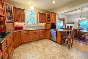 1019 N Vine St, Fergus Falls, MN 56537 - Photo 7