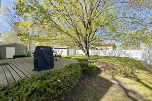 1019 N Vine St, Fergus Falls, MN 56537 - Photo 33