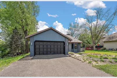 986 Demont Avenue E, Maplewood, MN 55109 - Photo 3