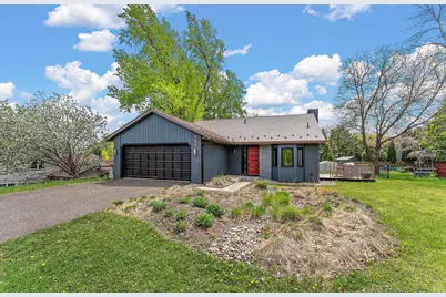 986 Demont Avenue E, Maplewood, MN 55109 - Photo 1