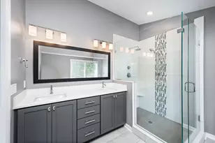 550 Hawthorne Woods Dr, Eagan, MN 55123 - Photo 23