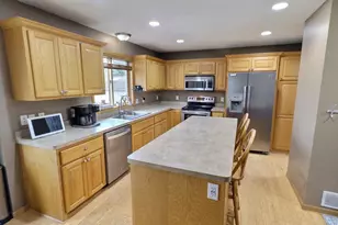 715 Acacia Dr S, Annandale, MN 55302 - Photo 11