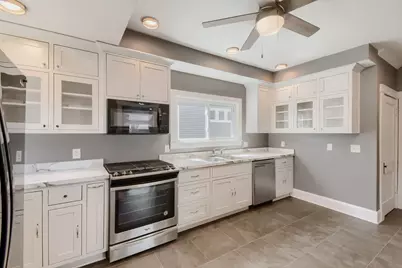 822 Smith Avenue S, Saint Paul, MN 55107 - Photo 11