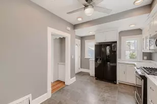 822 Smith Ave S, Saint Paul, MN 55107 - Photo 9
