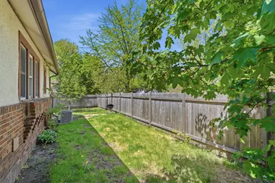 3659 Morgan Avenue N, Minneapolis, MN 55412 - Photo 19