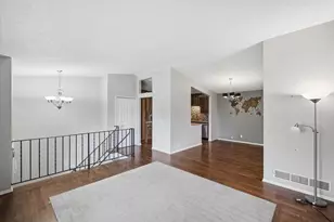 6838 Sandlewood Rd, Woodbury, MN 55125 - Photo 9