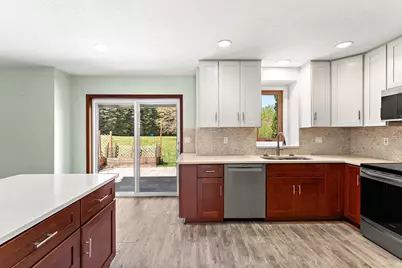 4120 New York Avenue, Eagan, MN 55123 - Photo 5