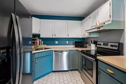 2040 Ridge Drive #32, Saint Louis Park, MN 55416 - Photo 11