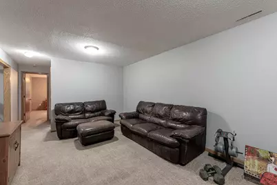 305 Chancery Lane, Mankato, MN 56001 - Photo 25