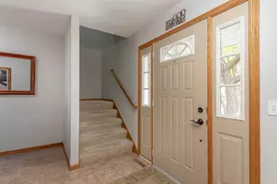 305 Chancery Ln, Mankato, MN 56001 - Photo 5