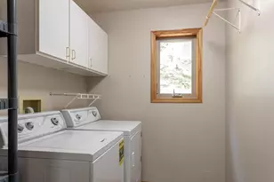 305 Chancery Ln, Mankato, MN 56001 - Photo 15