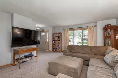 305 Chancery Lane, Mankato, MN 56001 - Photo 13