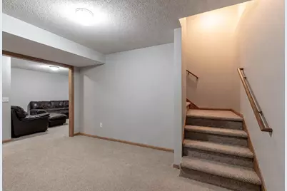 305 Chancery Lane, Mankato, MN 56001 - Photo 23