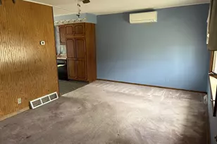 408 E 32nd St, Hibbing, MN 55746 - Photo 5