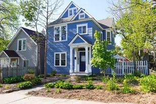 63 Lawson Ave W, Saint Paul, MN 55117 - Photo 1