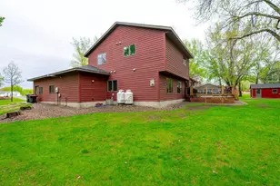 38177 Twin Oaks Dr, Avon, MN 56310 - Photo 45
