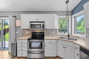 1349 Landings Ln, Watertown, MN 55388 - Photo 9