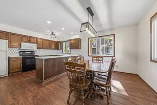 1813 Marie Ln, North Mankato, MN 56003 - Photo 9