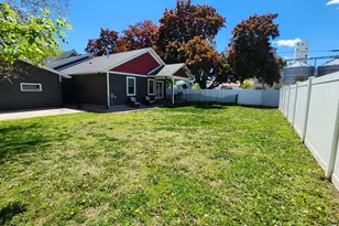 620 W Dwelle St, Lake City, MN 55041 - Photo 11
