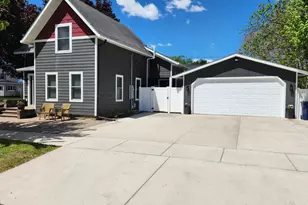 620 W Dwelle St, Lake City, MN 55041 - Photo 3