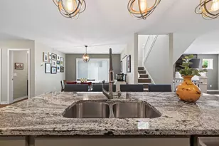 1443 Jefferson Ave, Saint Paul, MN 55105 - Photo 11