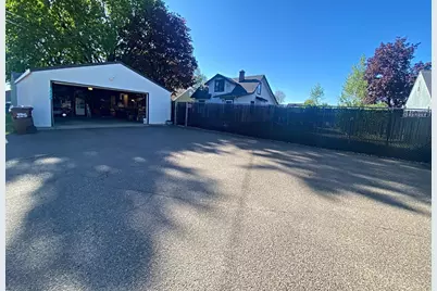 122 W Douglas Street, South Saint Paul, MN 55075 - Photo 27