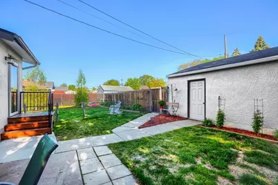122 W Douglas Street, South Saint Paul, MN 55075 - Photo 25