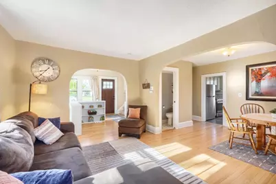 122 W Douglas Street, South Saint Paul, MN 55075 - Photo 5