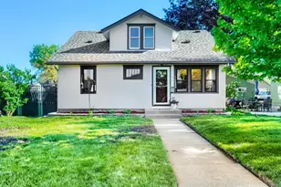 122 W Douglas St, South Saint Paul, MN 55075 - Photo 1